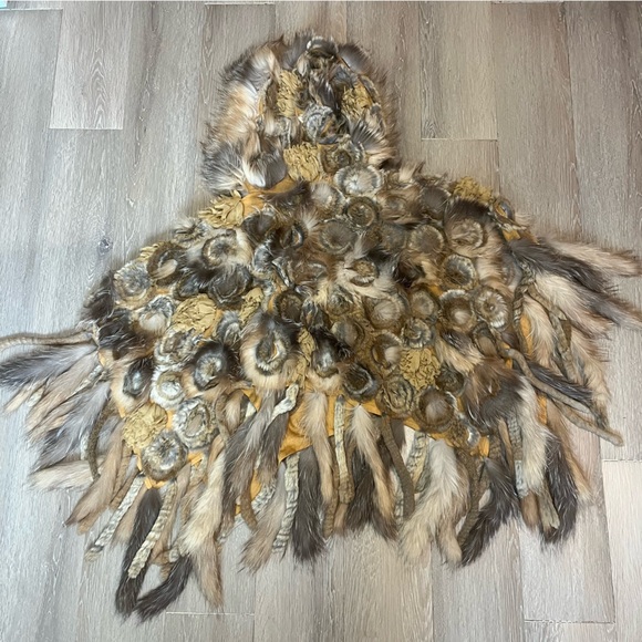 maximilan alta moda Sweaters - Fur Poncho